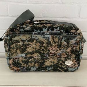 Classic Vintage Gloria Vanderbilt Tapestry Classic Old-Style Travel Shoulder Bag
